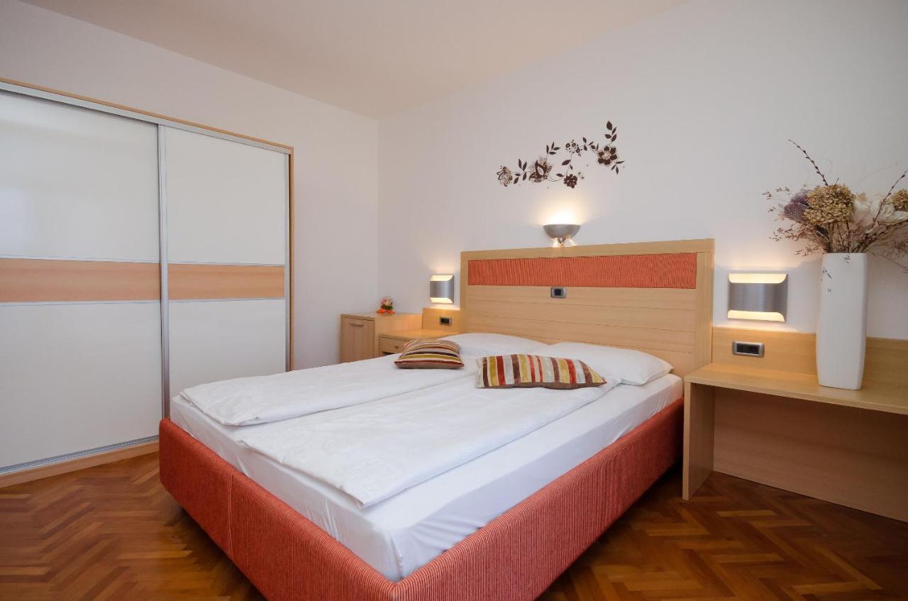 Apartments Mirjana B Lopar Exteriér fotografie
