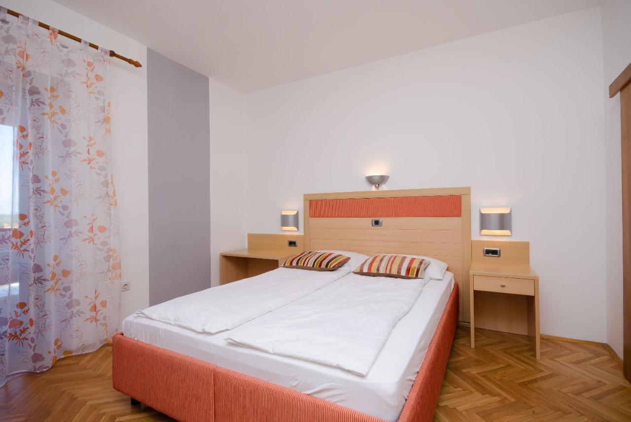 Apartments Mirjana B Lopar Exteriér fotografie